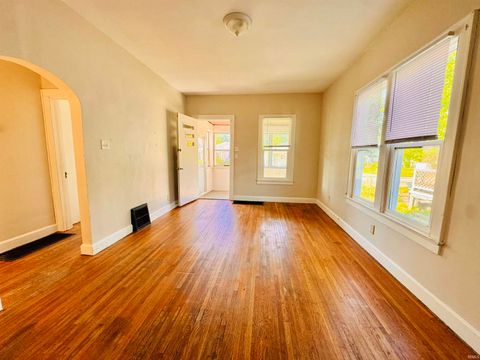 Tiny photo for 706 Madison Avenue, Evansville, IN 47713 (MLS # 202618699)