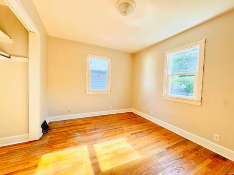 Tiny photo for 706 Madison Avenue, Evansville, IN 47713 (MLS # 202618699)