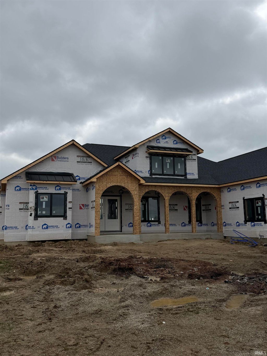 Photo of 10789 Kola Crossover, Fort Wayne, IN 46814 (MLS # 202615344)