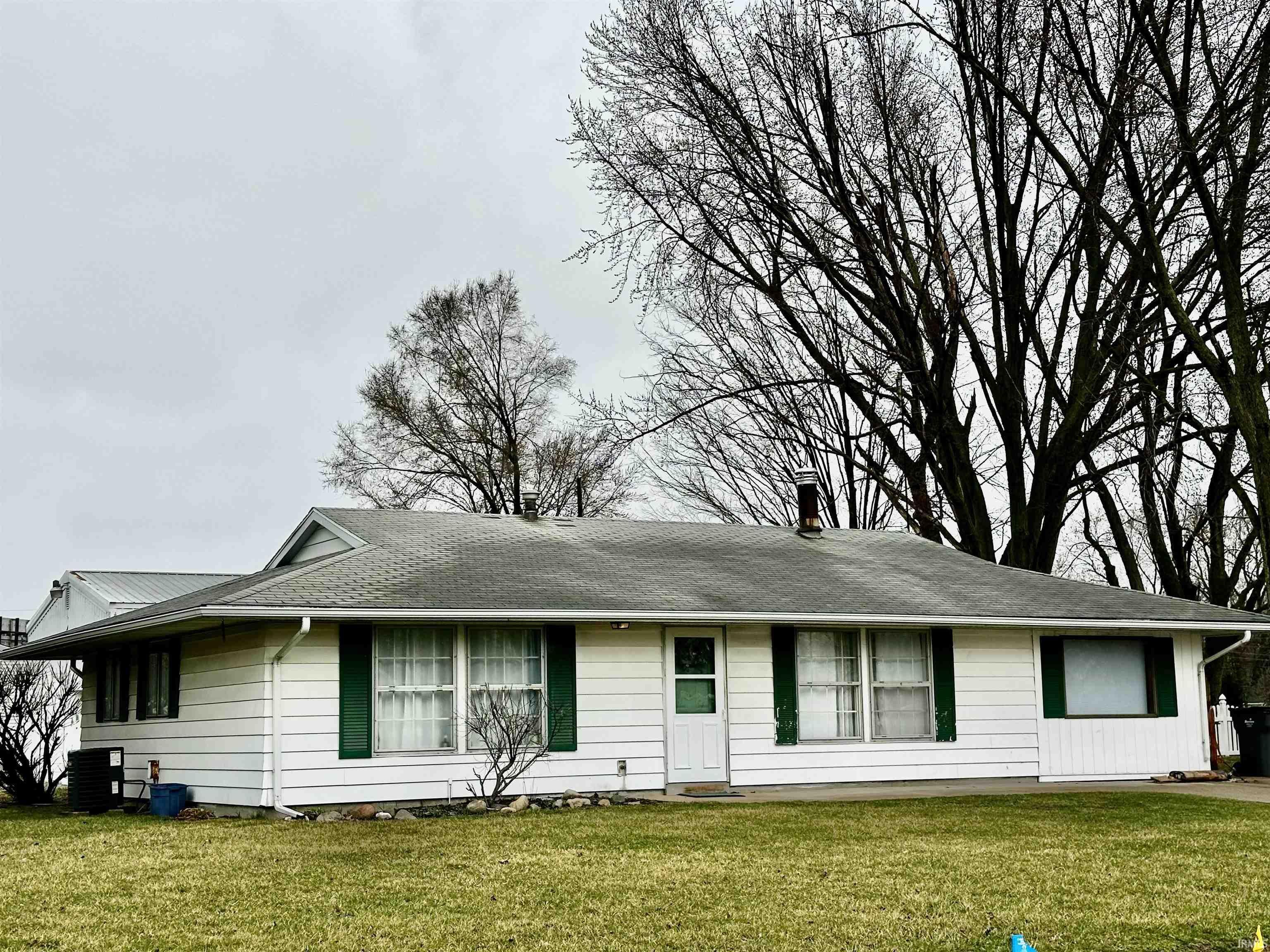 Elkhart, Indiana 46516, United States, ,Commercial,Active,94165