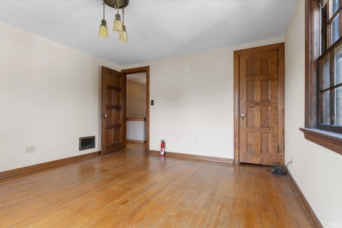 Tiny photo for 1839 Kenwood Avenue, Fort Wayne, IN 46805 (MLS # 202635299)