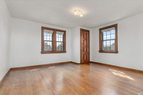 Tiny photo for 1839 Kenwood Avenue, Fort Wayne, IN 46805 (MLS # 202635299)