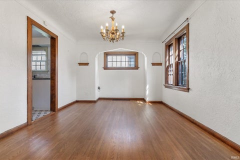 Tiny photo for 1839 Kenwood Avenue, Fort Wayne, IN 46805 (MLS # 202635299)