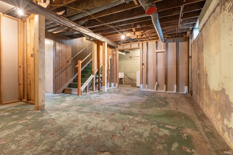 Tiny photo for 1839 Kenwood Avenue, Fort Wayne, IN 46805 (MLS # 202635299)