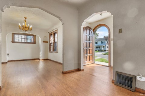Tiny photo for 1839 Kenwood Avenue, Fort Wayne, IN 46805 (MLS # 202635299)