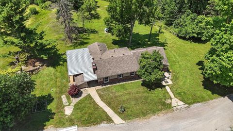 Tiny photo for 14831 Leesburg Road, Fort Wayne, IN 46818 (MLS # 202610993)