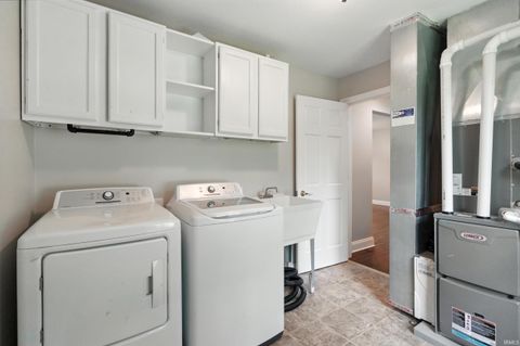 Tiny photo for 14831 Leesburg Road, Fort Wayne, IN 46818 (MLS # 202610993)