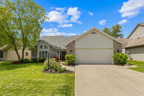 Photo of 10833 Mill Lake Cove, Fort Wayne, IN 46845 (MLS # 202618620)