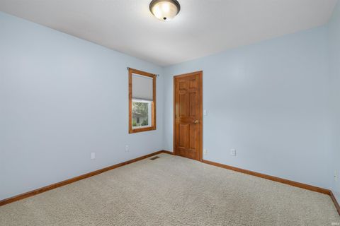 Tiny photo for 10833 Mill Lake Cove, Fort Wayne, IN 46845 (MLS # 202618620)
