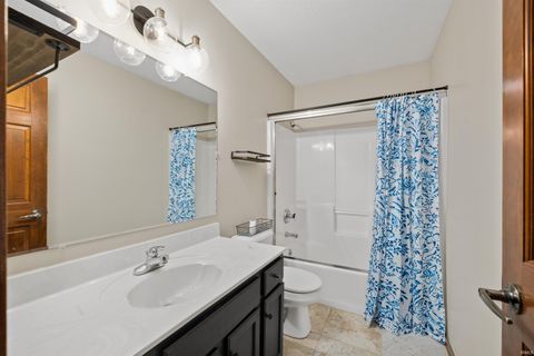 Tiny photo for 10833 Mill Lake Cove, Fort Wayne, IN 46845 (MLS # 202618620)