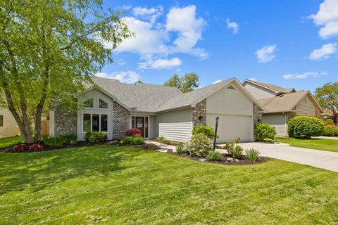 Tiny photo for 10833 Mill Lake Cove, Fort Wayne, IN 46845 (MLS # 202618620)