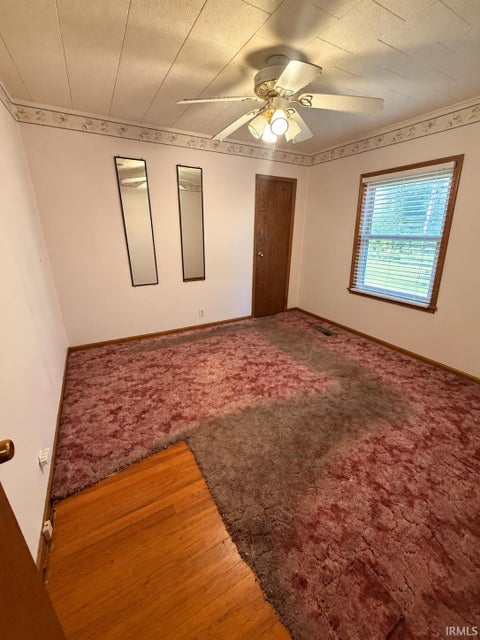 Tiny photo for 824 S COURTLAND Avenue, Kokomo, IN 46902 (MLS # 202643626)