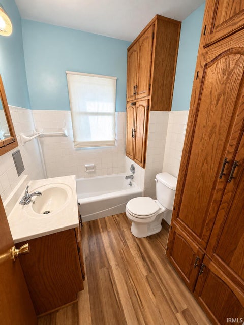 Tiny photo for 824 S COURTLAND Avenue, Kokomo, IN 46902 (MLS # 202643626)