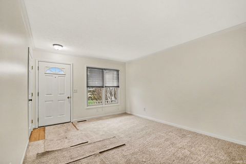 Tiny photo for 329 W 9Th Street, Mishawaka, IN 46544 (MLS # 202611637)