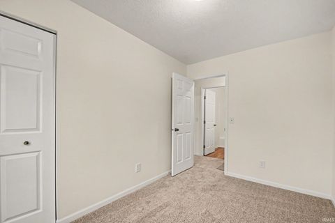 Tiny photo for 329 W 9Th Street, Mishawaka, IN 46544 (MLS # 202611637)