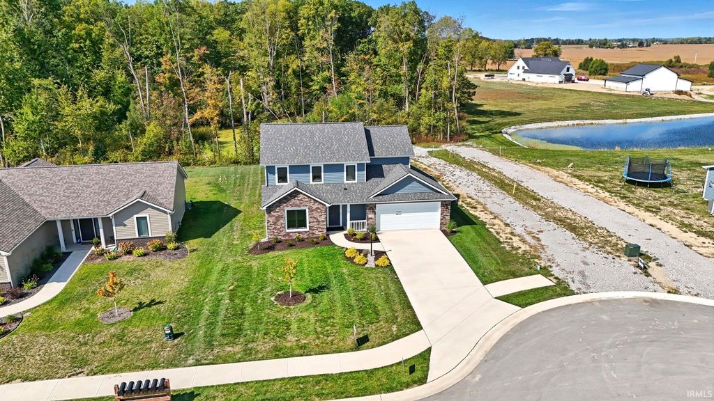 Photo of 1155 Lagonda Trail, Fort Wayne, IN 46818 (MLS # 202549103)