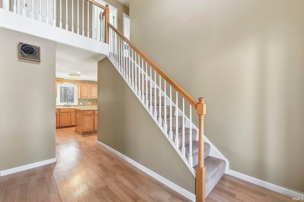 Photo of 4918 Oak Creek Crossing, Fort Wayne, IN 46835 (MLS # 202601449)