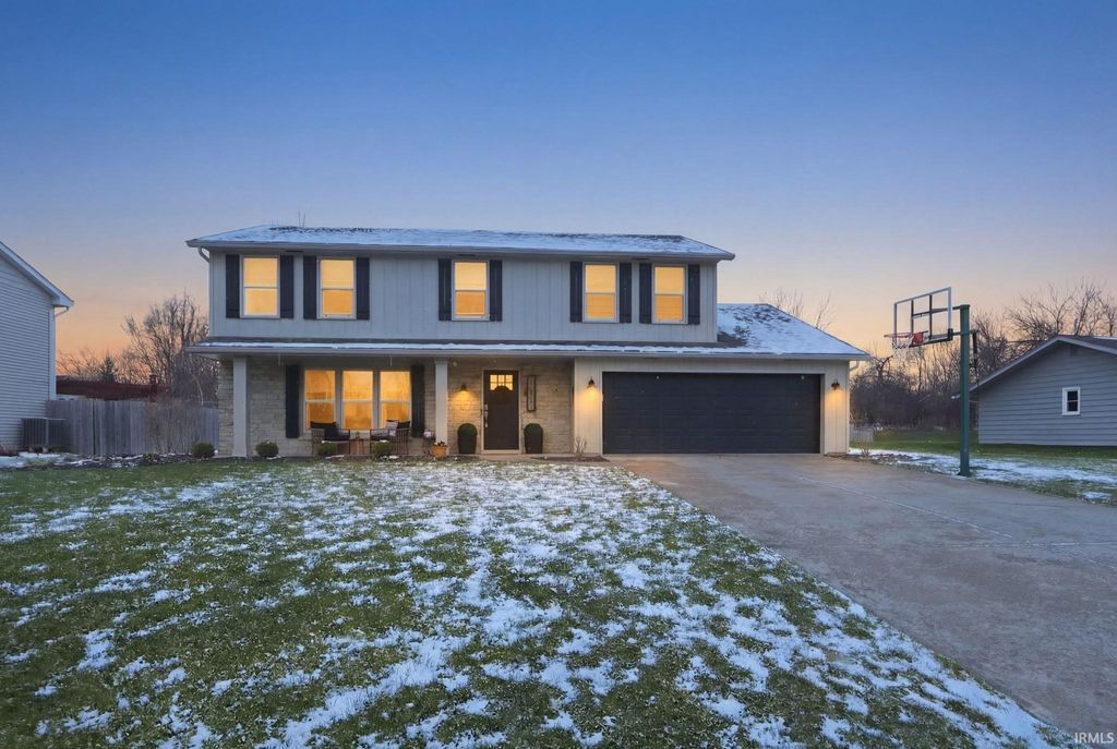 Photo of 11233 Shalimar Drive, Fort Wayne, IN 46845 (MLS # 202609339)