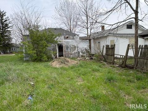 Tiny photo for 2107 S Jefferson Street, Muncie, IN 47302 (MLS # 202618600)