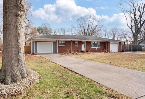 Photo of 3101 Alameda Boulevard, Kokomo, IN 46902 (MLS # 202549522)