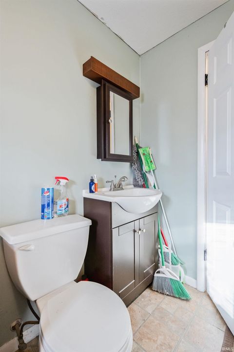 Tiny photo for 3101 Alameda Boulevard, Kokomo, IN 46902 (MLS # 202549522)