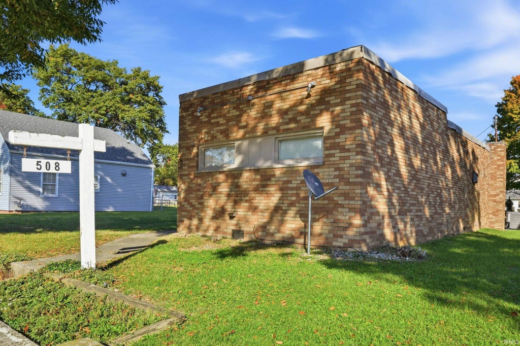 Photo of 508 N Main Street, Kendallville, IN 46755 (MLS # 202644182)