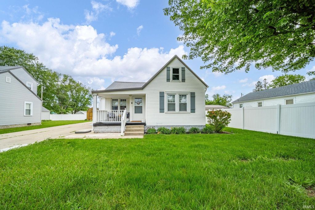 Photo of 1710 E 22nd Street, Muncie, IN 47302 (MLS # 202619666)