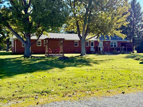 Tiny photo for 405 N 300 W Road #w, Kokomo, IN 46901 (MLS # 202643278)