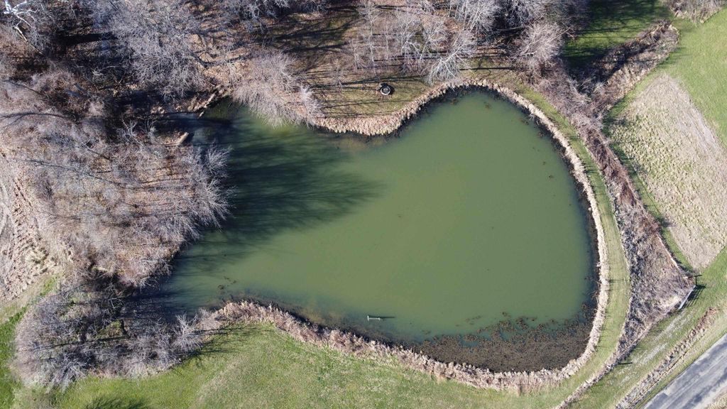 Photo of 4757 W County Road 400 N Road, Connersville, IN 47331 (MLS # 202607771)