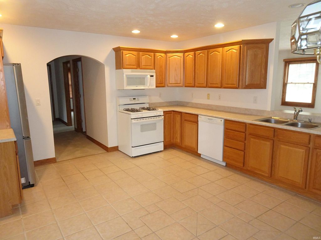 Photo of 8585 E Longlane Drive, Knox, IN 46534 (MLS # 202542334)