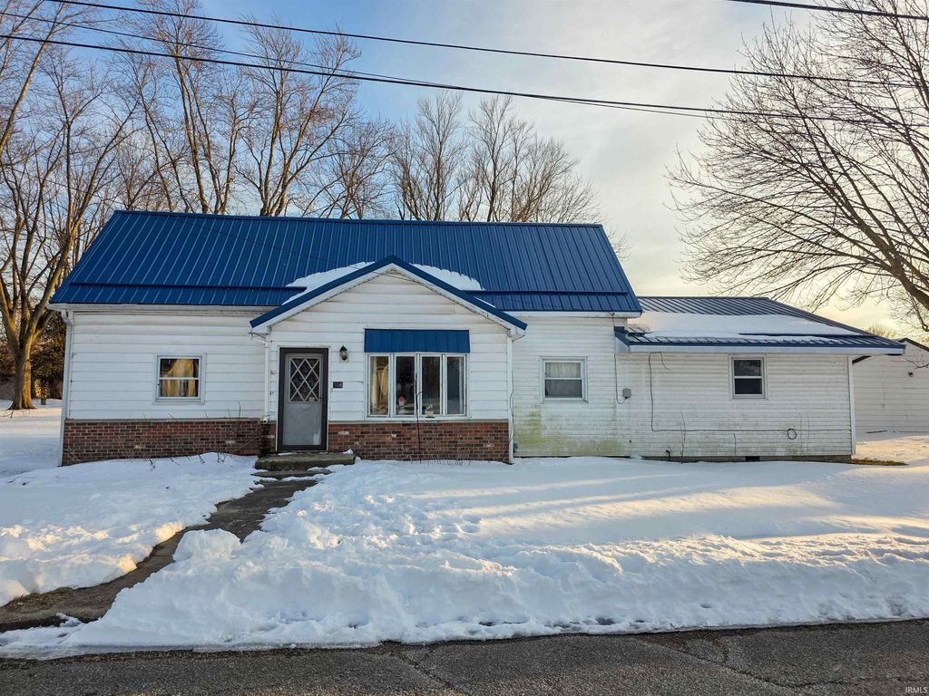 Photo of 306 W Hubert Street, Oaktown, IN 47561 (MLS # 202604183)