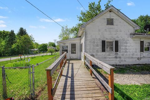 Tiny photo for 330 N Main Street, Bunker Hill, IN 46914 (MLS # 202619145)