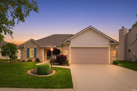 Photo of 15126 S Harbourside Drive, Fort Wayne, IN 46814 (MLS # 202620503)