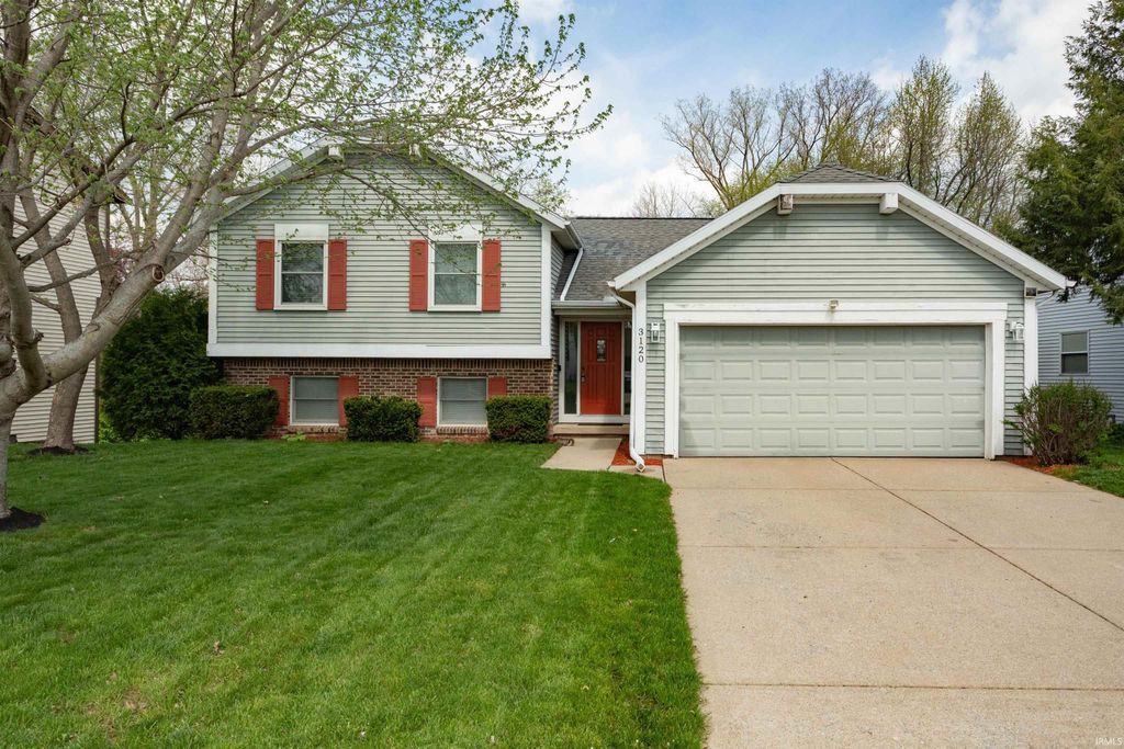 Photo of 3120 Thomas Drive, Lafayette, IN 47909 (MLS # 202613658)
