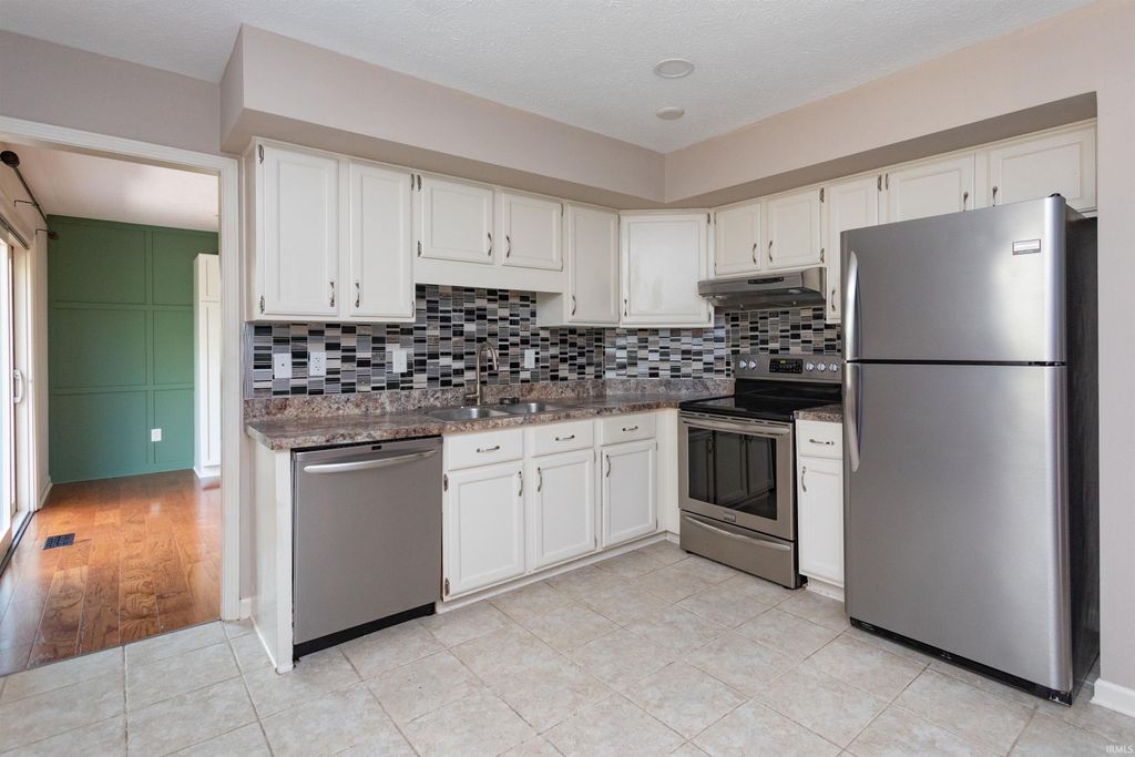 Photo of 3120 Thomas Drive, Lafayette, IN 47909 (MLS # 202613658)