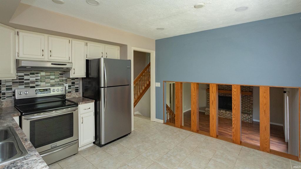 Photo of 3120 Thomas Drive, Lafayette, IN 47909 (MLS # 202613658)