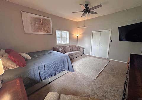 Tiny photo for 1125 W Broadway Street, Loogootee, IN 47553 (MLS # 202622409)