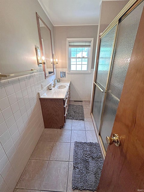 Tiny photo for 1125 W Broadway Street, Loogootee, IN 47553 (MLS # 202622409)