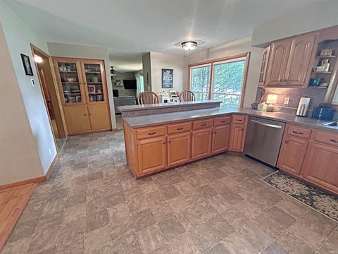 Tiny photo for 1125 W Broadway Street, Loogootee, IN 47553 (MLS # 202622409)