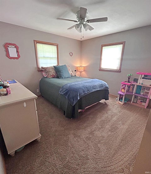Tiny photo for 1125 W Broadway Street, Loogootee, IN 47553 (MLS # 202622409)