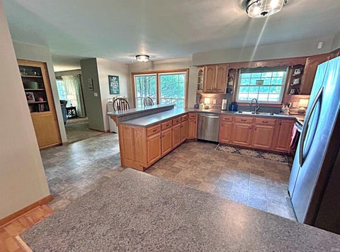 Tiny photo for 1125 W Broadway Street, Loogootee, IN 47553 (MLS # 202622409)