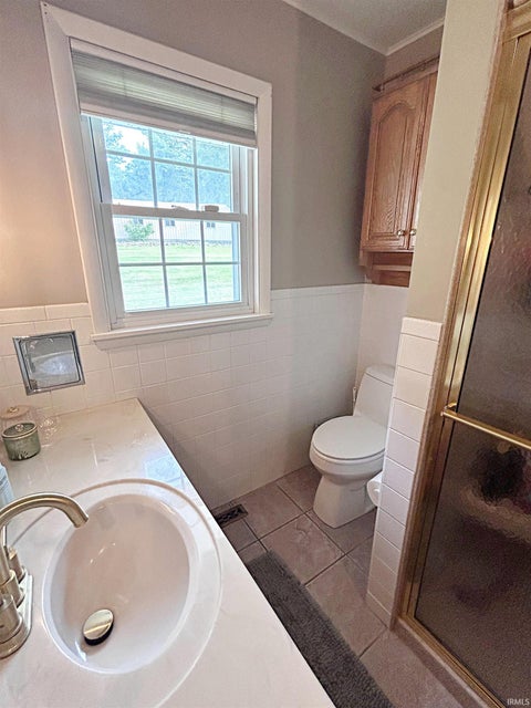 Tiny photo for 1125 W Broadway Street, Loogootee, IN 47553 (MLS # 202622409)