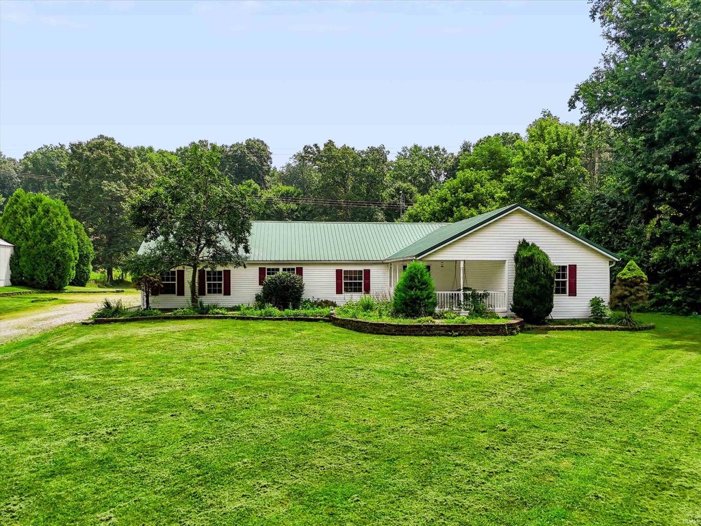 Photo of 6528 N Showers Road, Bloomington, IN 47408 (MLS # 202629769)