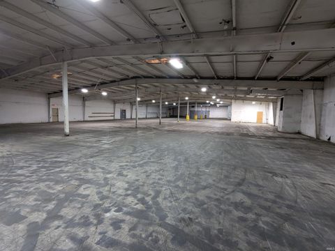 Tiny photo for 1801 E North Street, Kokomo, IN 46901 (MLS # 202423549)