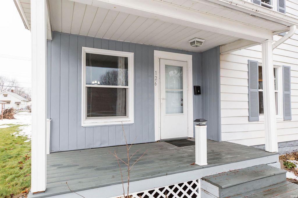 Photo of 126 S Beiger Street, Mishawaka, IN 46544 (MLS # 202611838)