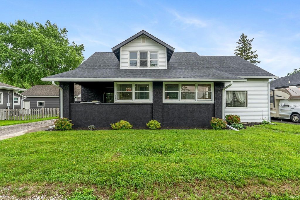 Photo of 217 Lebanon Street, Lizton, IN 46149 (MLS # 202627979)
