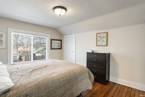 Tiny photo for 1321 N Brookfield Street, South Bend, IN 46628 (MLS # 202606506)