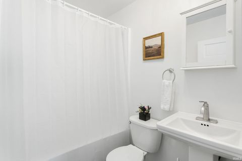 Tiny photo for 1321 N Brookfield Street, South Bend, IN 46628 (MLS # 202606506)