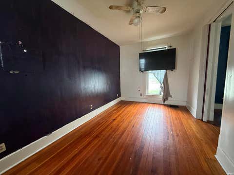 Tiny photo for 1318 Fountain Avenue, Evansville, IN 47710 (MLS # 202624666)