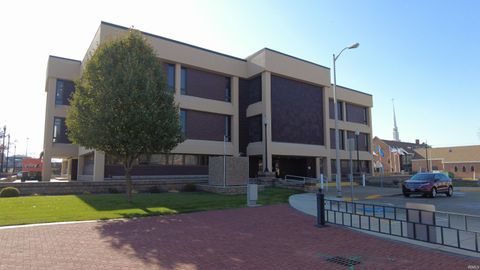Tiny photo for 116 Constitution Plaza, Monticello, IN 47960 (MLS # 202546466)